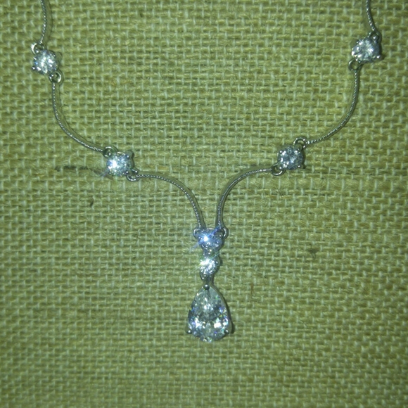 Lia Sophia Jewelry - Wedding Bells Necklace